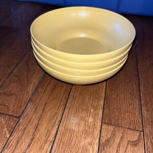 Lot Of 4 Vintage Tupperware #890-14 Servalier Cereal Bowl Yellow WITHOUT LIDS